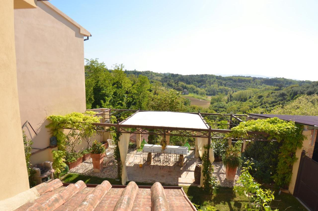 Al Colle Di Lari Villa Exterior photo